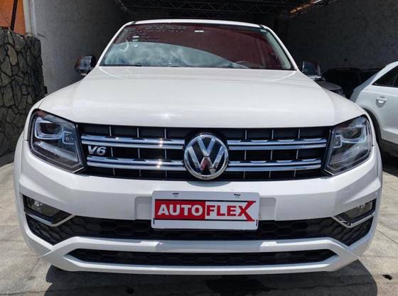 VOLKSWAGEN AMAROK 3.0 V6 TDI DIESEL HIGHLINE CD 4MOTION AUTOMÁTICO